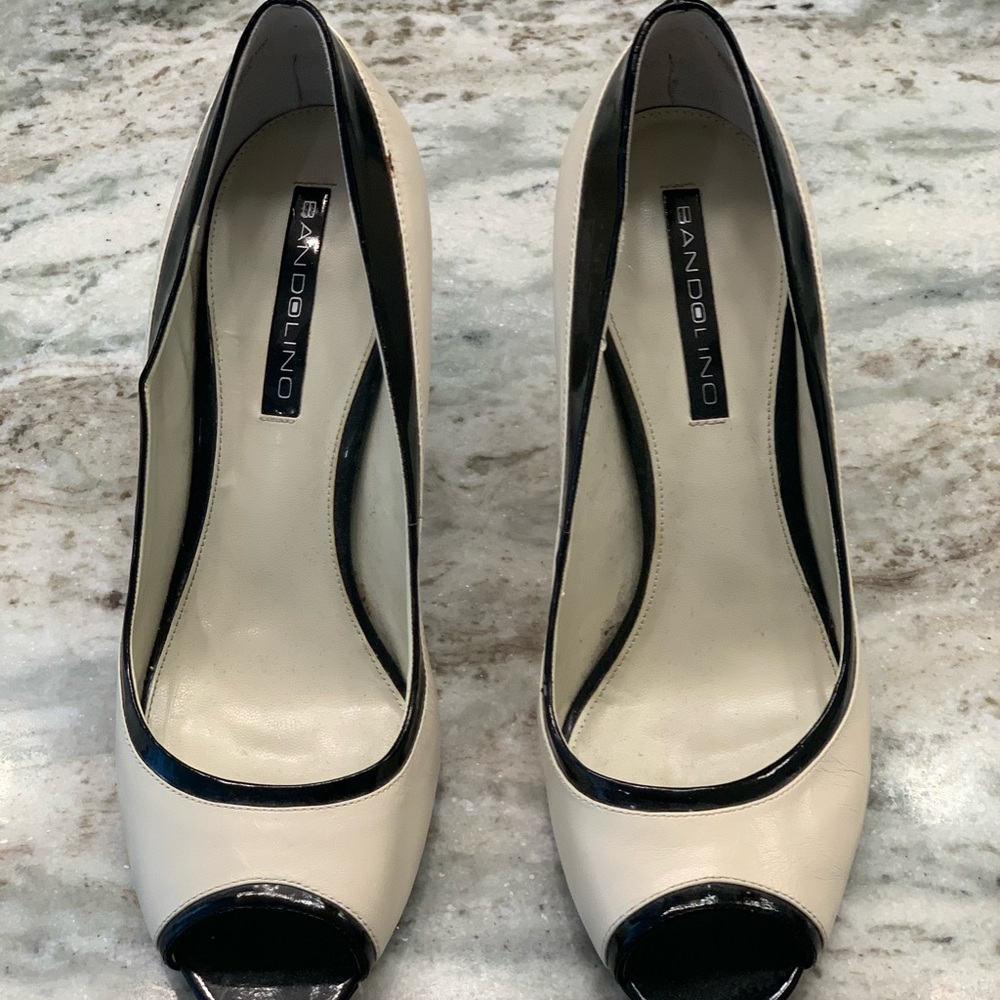 Bandolino Black and White Peep Toe Heels